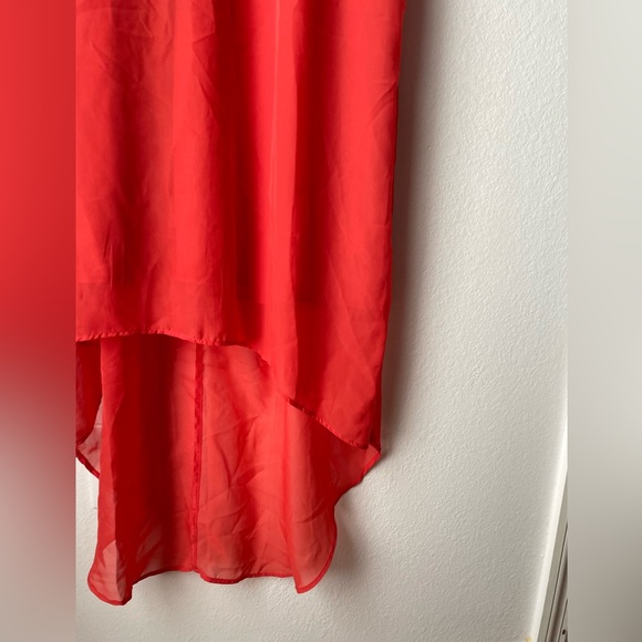 Flowy red high-low dress - Picture 3 of 7